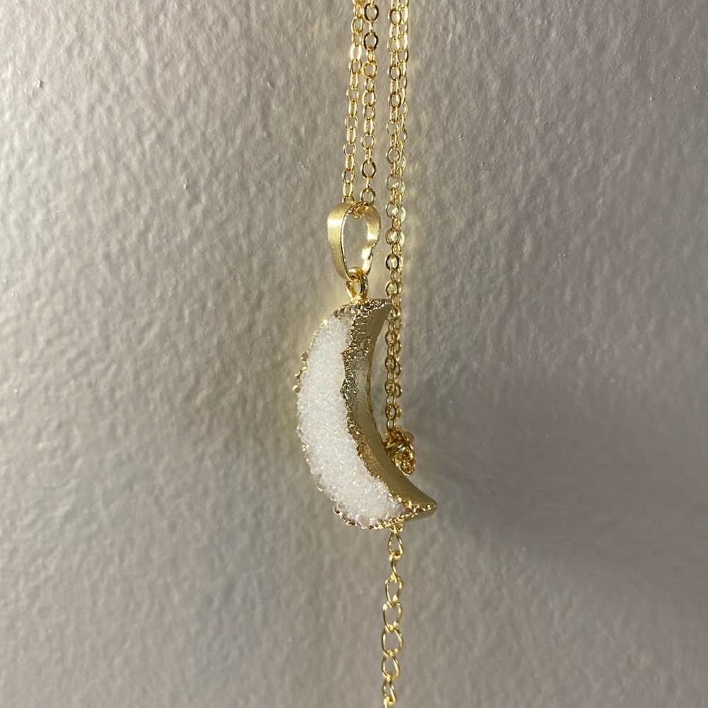 Natural crystal quartz druzy necklace🌙 - Picture 3 of 5